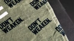 Rogue Don't Weaken Gym Towel -Fitness Equipment Discount AT0109 WEB3 bdxvlx