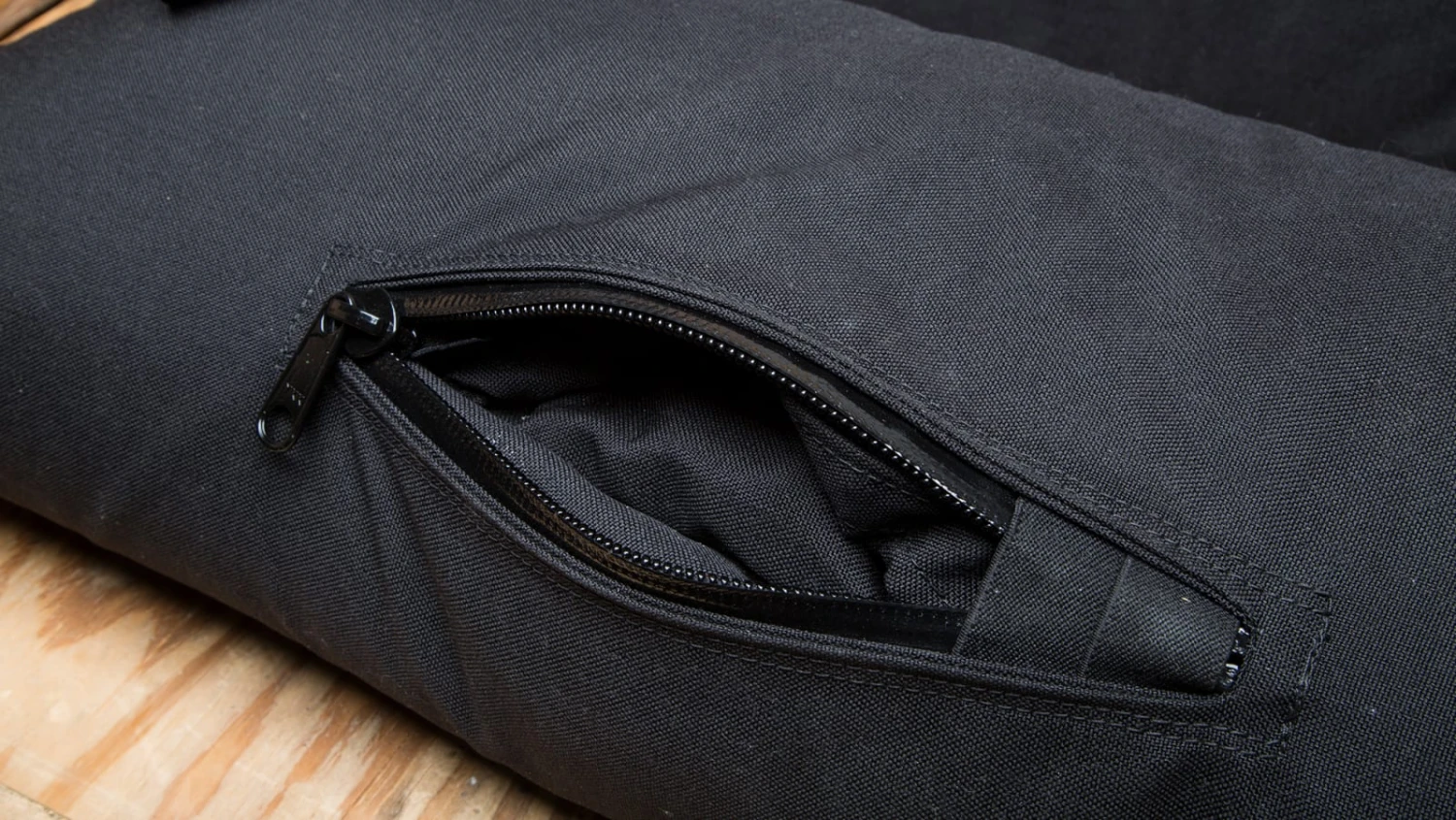 Rogue Feed Sack 6 Rogue Feed Sack - Image 4