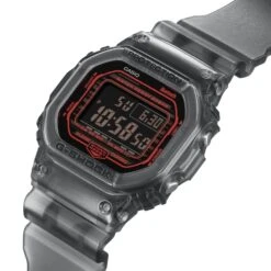 Casio G-Shock DWB5600G-1 -Fitness Equipment Discount GS0003 WEB4 e0agfc