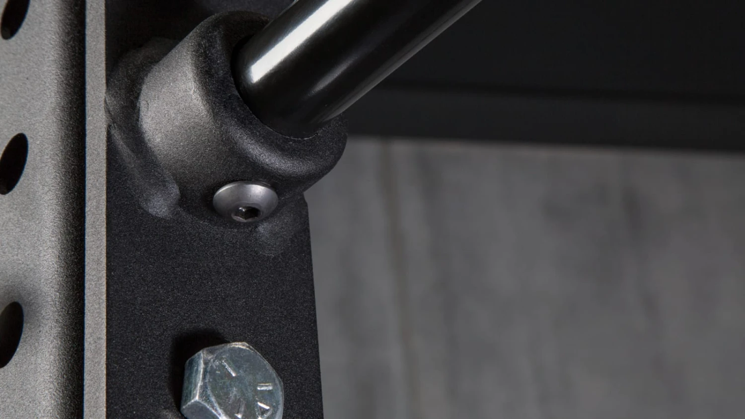 Rogue Infinity Socket Pull-up Curl Bar 5 Rogue Infinity Socket Pull-up Curl Bar - Image 3