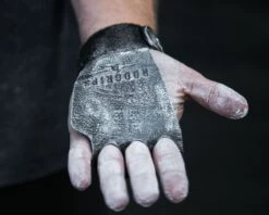 RooGrips 3 Hole Hand Grips -Fitness Equipment Discount KG0003 WEB3 j075nu