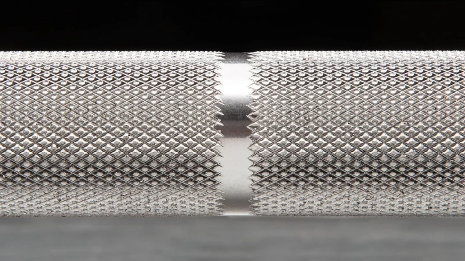 Rogue 45LB Ohio Power Bar - Stainless Steel 5 Rogue 45LB Ohio Power Bar - Stainless Steel - Image 3