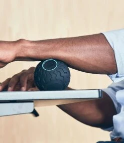 Therabody Theragun Wave Solo -Fitness Equipment Discount THG0010 WEB3 chouv2